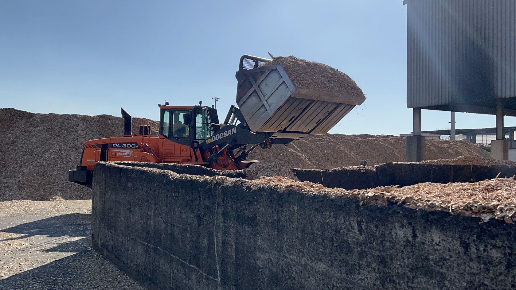 Wheel loader in industrial yard operation